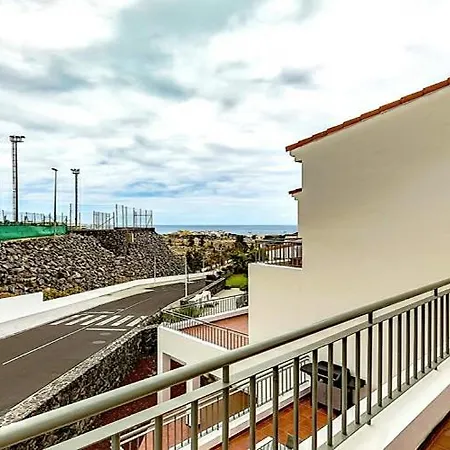 Apartamento En Magnolia Golf Адехе